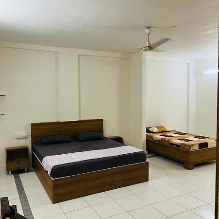 Lara Guest House Haïdarabad Extérieur photo